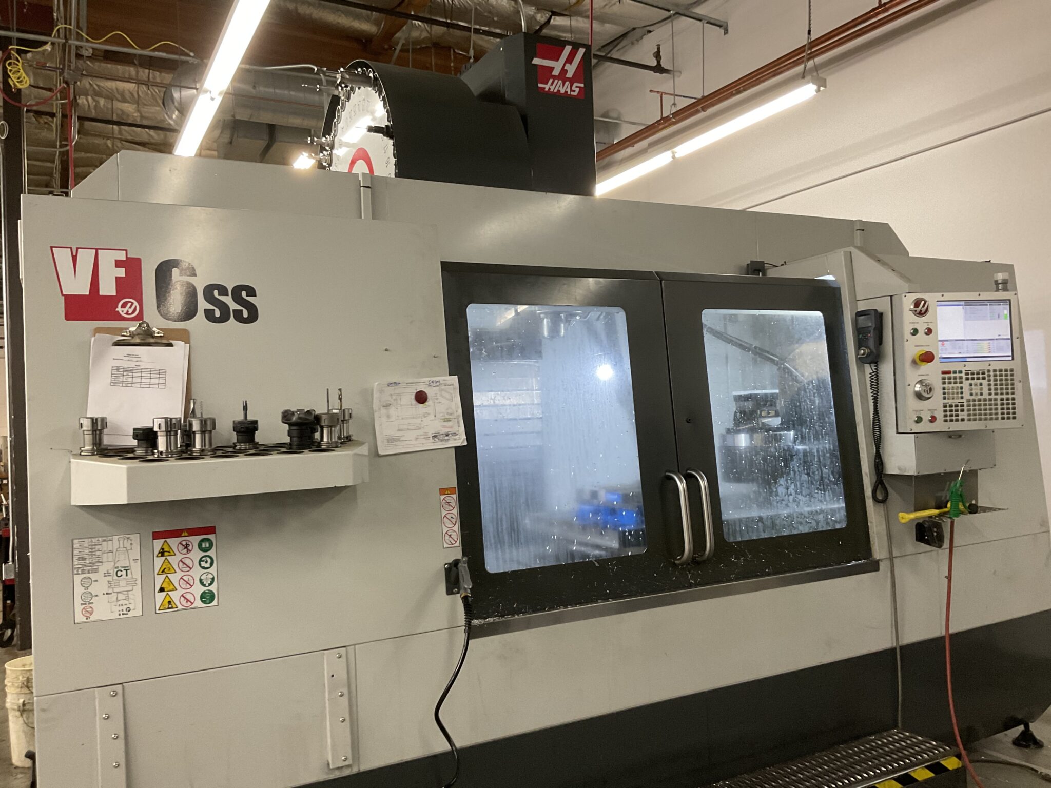 equipment-haas_vf6